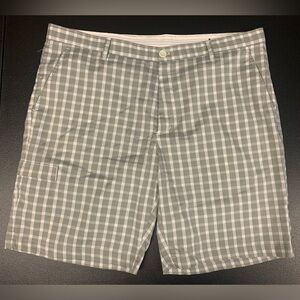 EUC Greg Norman Golf Shorts Casual Chino Men’s Size 40